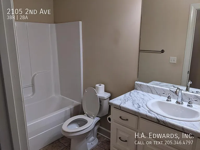 2105 2nd Ave — Photo 10