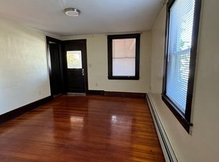 904-906 Sandwich Rd, Bourne, MA 02532