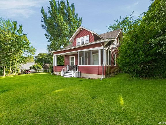 3rd image of 116 Fairview Avenue