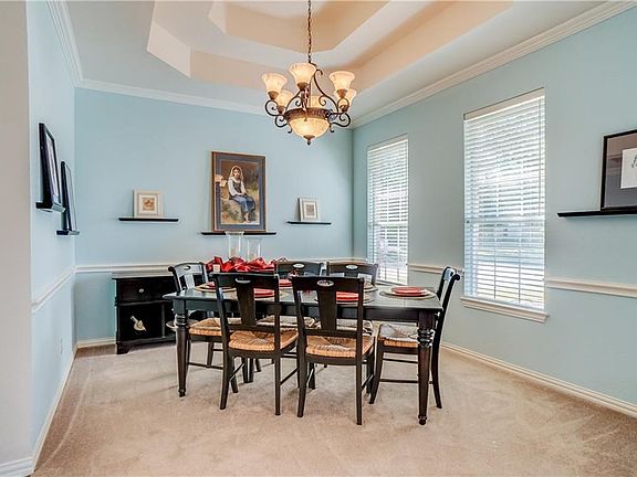 5th image of 300 Garden Grove Way