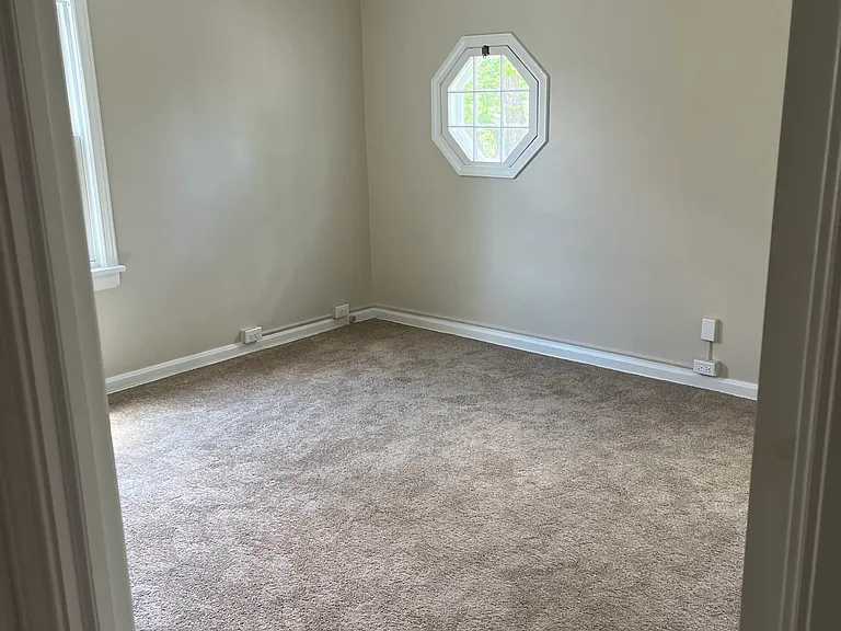 1031 Pennfield Rd — Photo 7