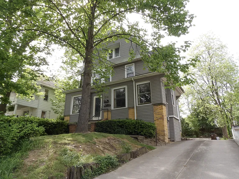 84 Rhodes Ave #4 — Photo 9