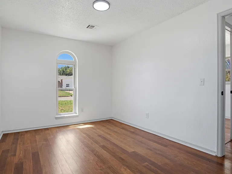 5404 S Huddleston Dr — Photo 21