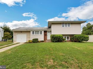 660 Sacramento Dr, Mantua, NJ 08051