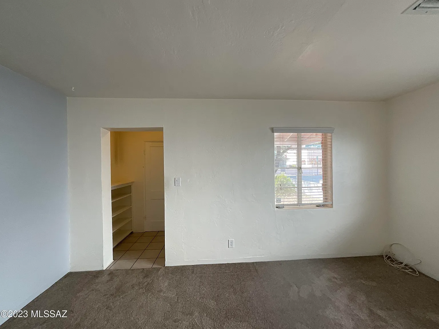 1 bed, 1.0 bath, 736 sqft, $1,300 — Photo 4