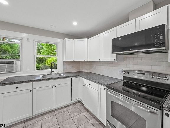 2nd image of 117 Mountain View Rd