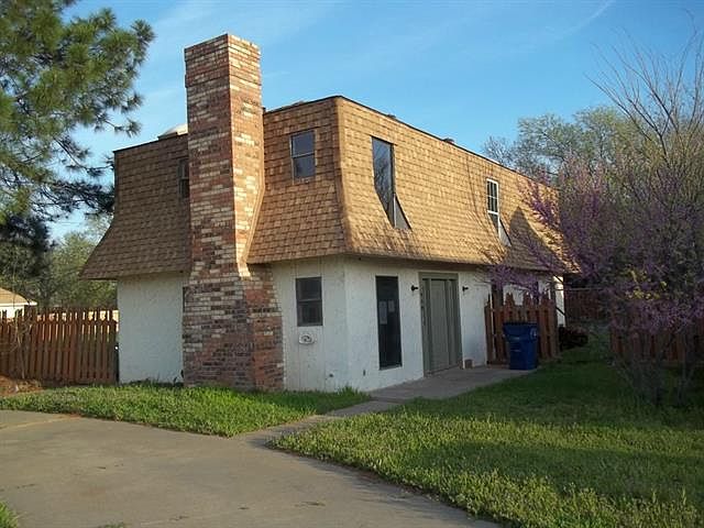 1st image of 410 Meadow Ln