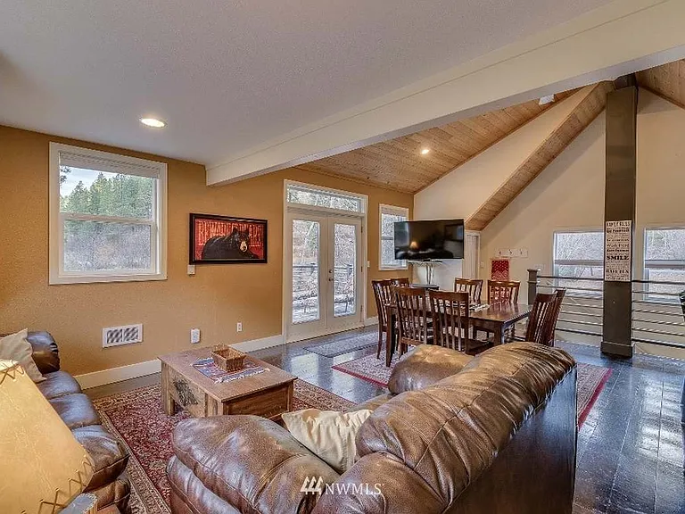 10595 Merry Canyon Rd — Photo 5