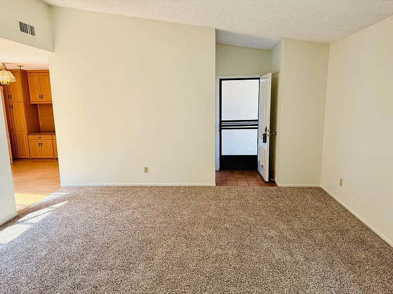 8933 Modesto Cir #1215B — Photo 2