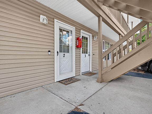 3rd image of 29 Fall Creek Drive Apt 2
