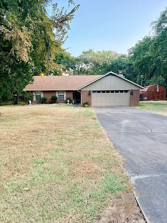 7130 Live Oak Dr - Property Image