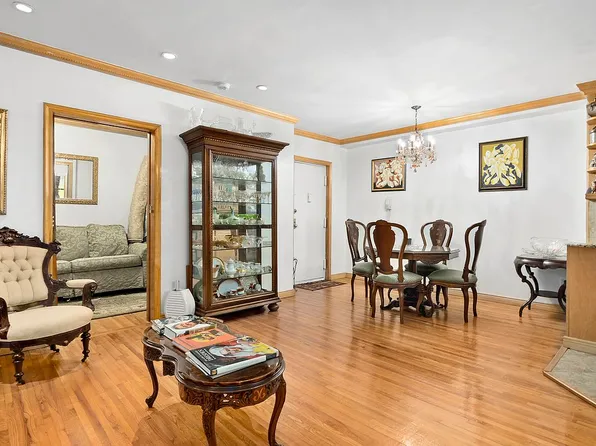 260 Linden Blvd APT 1E, Brooklyn, NY 11226