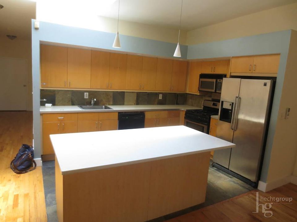 1st image of 813 Broadway APT 4