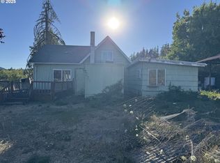 33367 Bloomberg Rd, Eugene, OR 97405