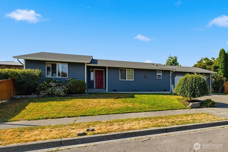 2nd image of 920 Perkins Way