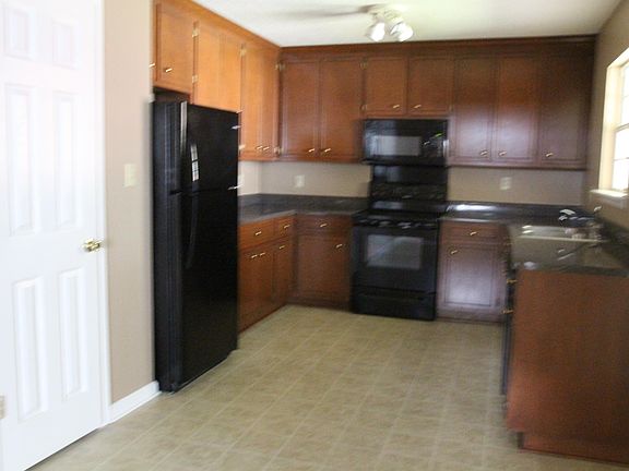 5th image of 138 Senah Dr