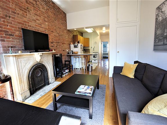 2nd image of 417 W 48th St APT 5W