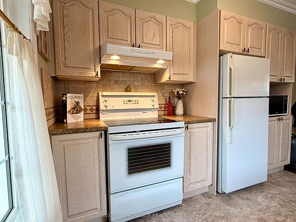 5th image of 5 Susan Ct