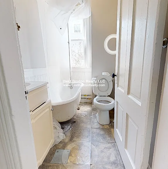 503 Franklin St #2 — Photo 5