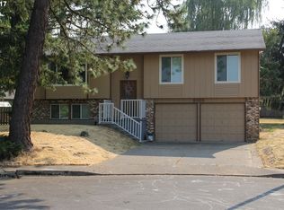 9385 SW Bradley Pl, Beaverton, OR 97008