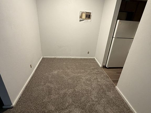 2nd image of 1027 Mississippi St APT 9