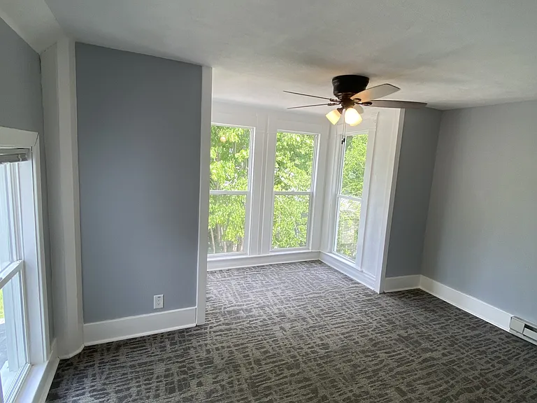417 S Sheldon St — Photo 11
