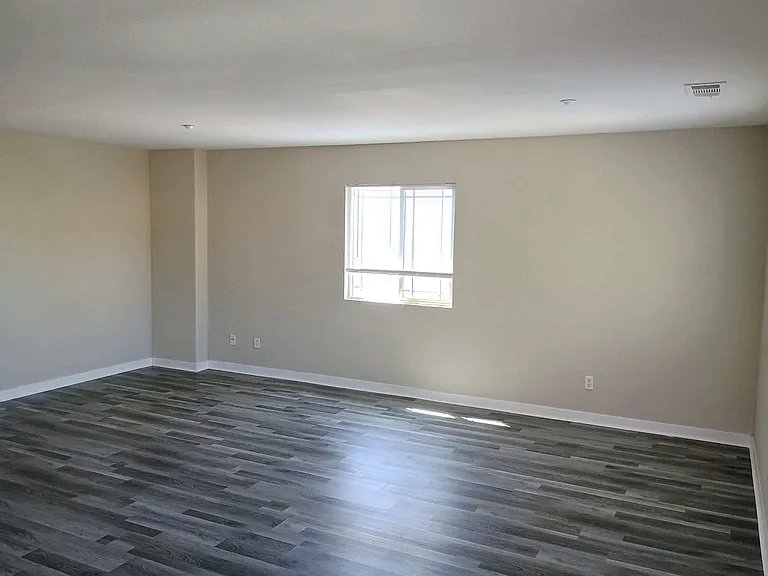 6263 Long Cove Dr — Photo 31