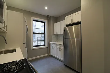 Rented by Bruma Realty LLC