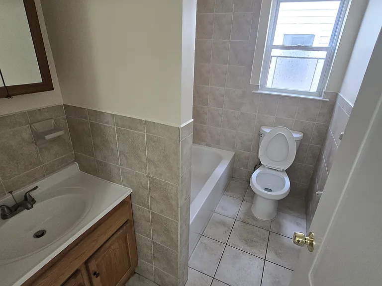 431 S 19th St #G2 — Photo 8