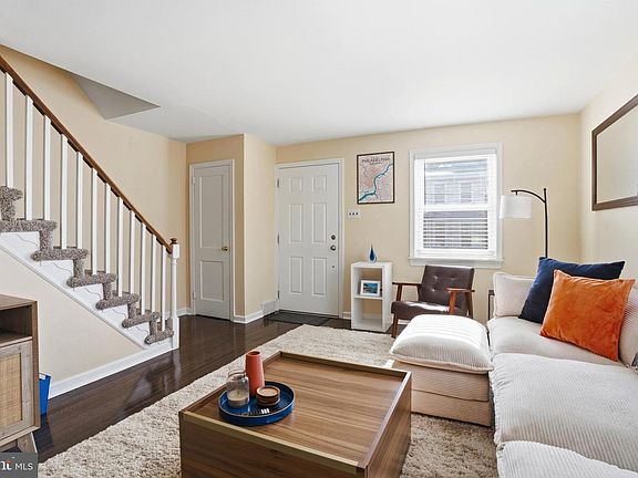 5th image of 294 Lemonte St