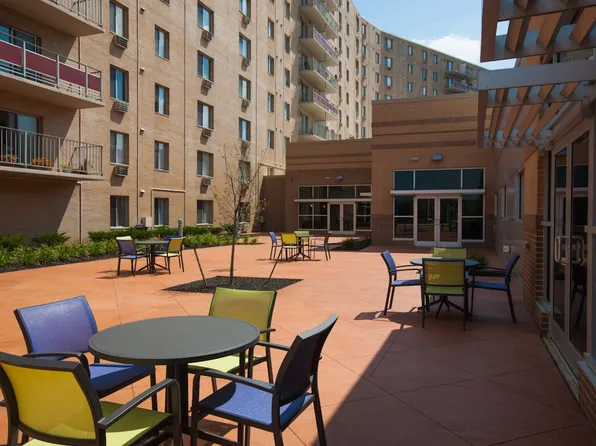 Hummingbird Pointe & The Gardens