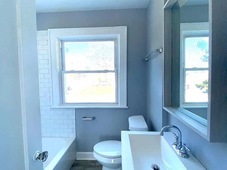 6043 Forest Ave — Photo 11