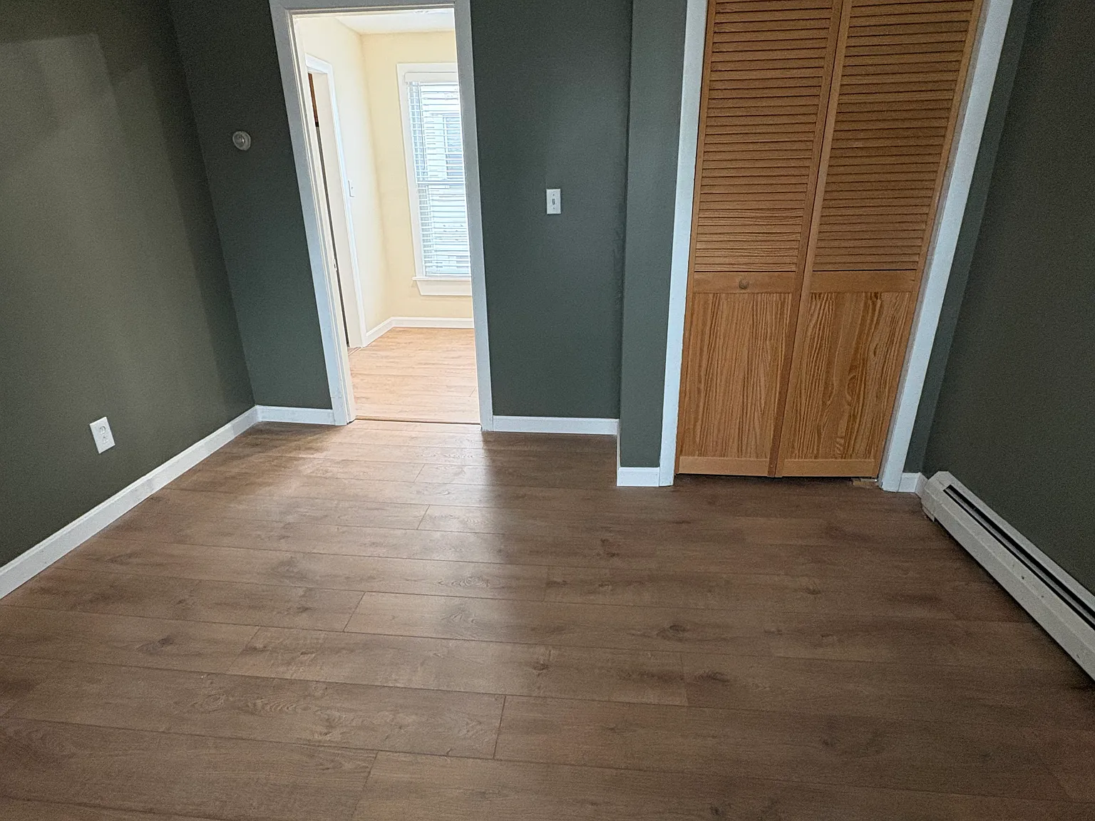 1 bed, $1,050 — Photo 3