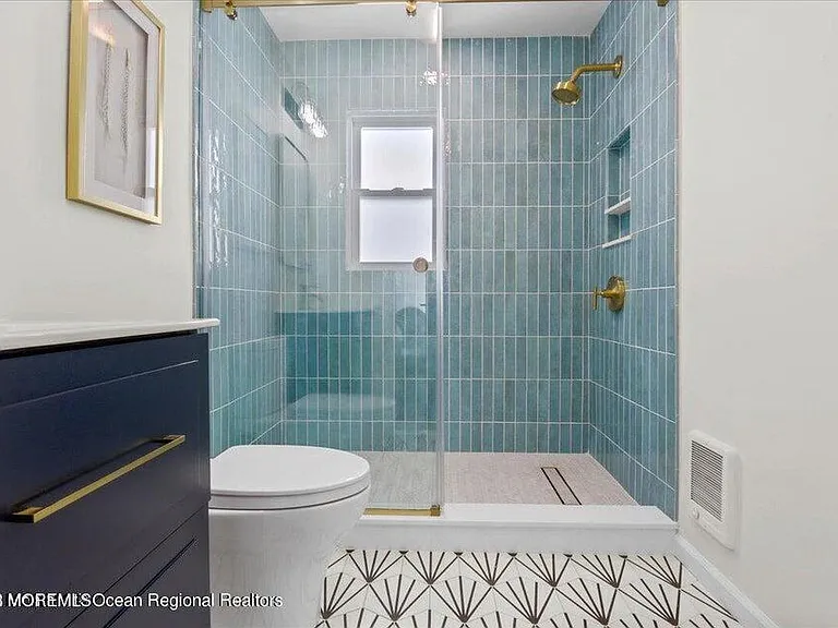 2204 Grand Central Ave #15 — Photo 10
