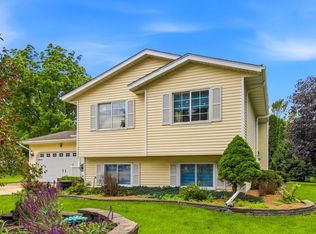 1950 Greenwood Dr NE, Owatonna, MN 55060