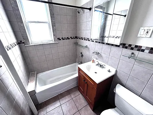 Rented by Modern Spaces | media 26