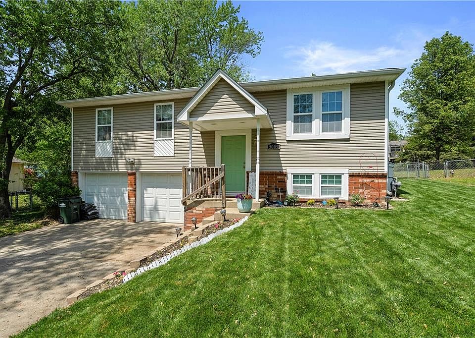 1st image of 5009 NW Pennington Ln