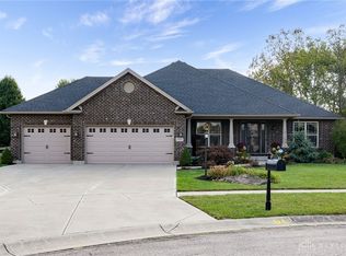 9262 Maxwells Xing, Centerville, OH 45458