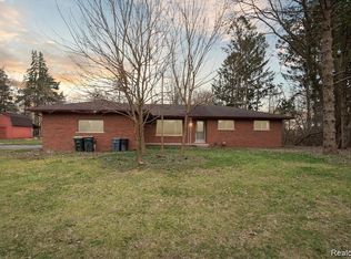7990 N Beck Rd, Canton, MI 48187