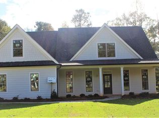 412 Mulberry Creek Dr, Good Hope, GA 30641