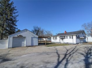 320 Camden Rd, Zanesville, OH 43701