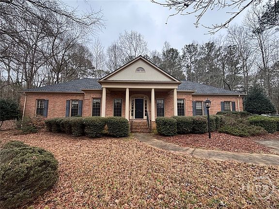 2nd image of 128 Riverbottom Cir