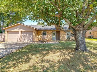 421 Andenwood Dr, Everman, TX 76140
