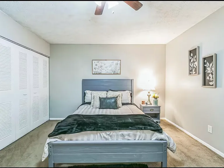 5121 Martins Crossing Rd — Photo 9