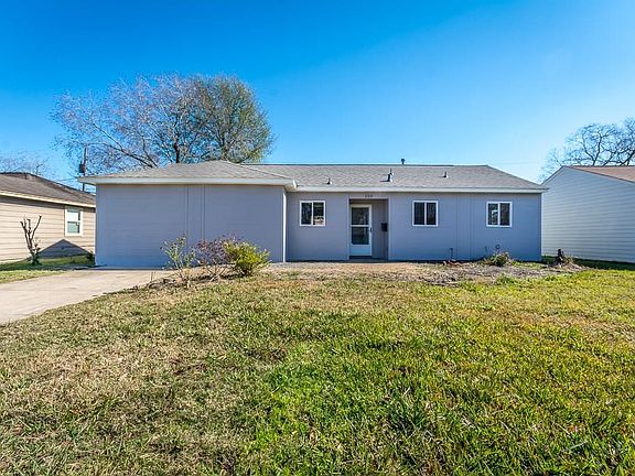 4th image of 225 Tilden Dr