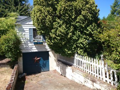 6011 37th Ave SW, Seattle, WA, 98126