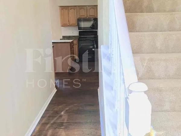 1616 Hastings Ct — Photo 7