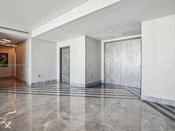 5th image of 330 Sunny Isles Blvd #5-UPH04