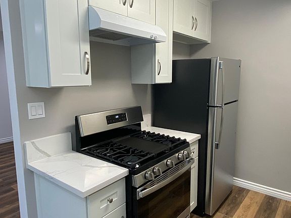 3rd image of 170 W Ash Ave #D