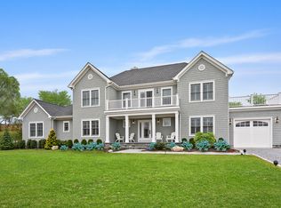 48 Romana Dr, Hampton Bays, NY 11946